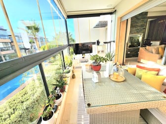 user-CA150916-image