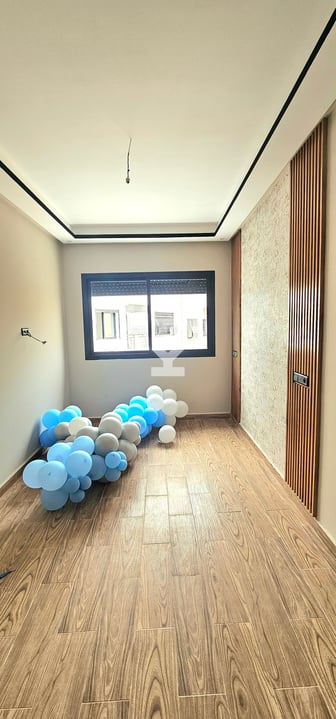 user-CA151173-image