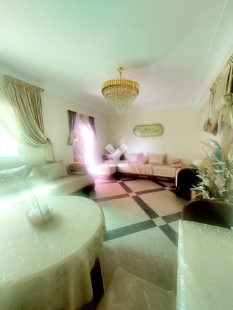 user-CA151301-image