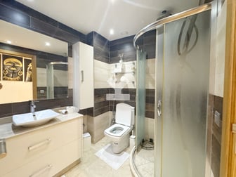 user-CA151794-image