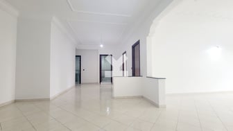 user-CA152823-image
