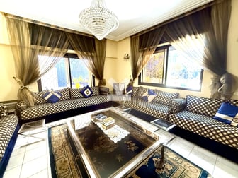 user-CA153300-image