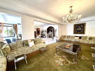 user-CA153300-image
