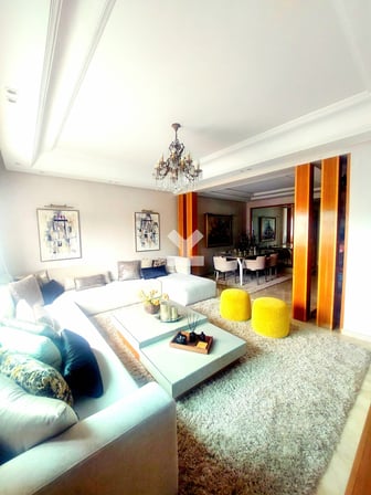 user-CA153912-image