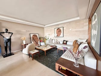 user-CA155199-image
