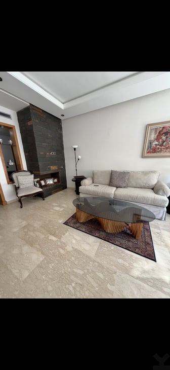 user-CA180012-image