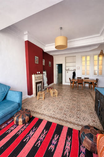 user-CA180180-image