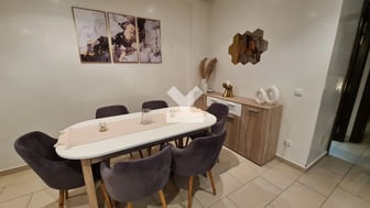 user-CA181064-image