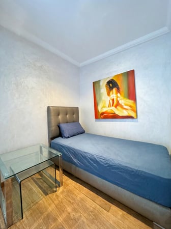 user-CA182181-image