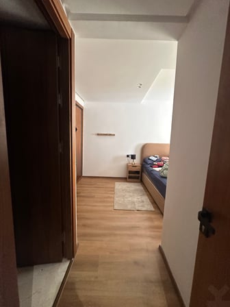 user-CA182625-image