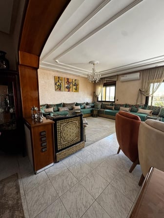 user-CA183050-image