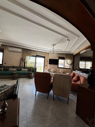 user-CA183050-image