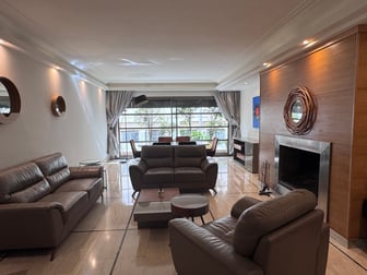 user-CA183106-image