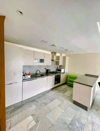 user-CA193764-image