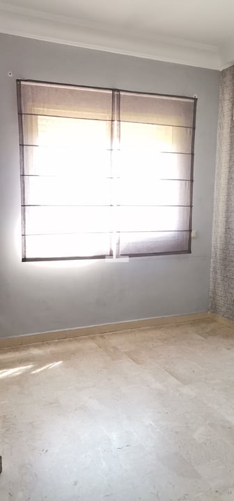 user-CA000995-image