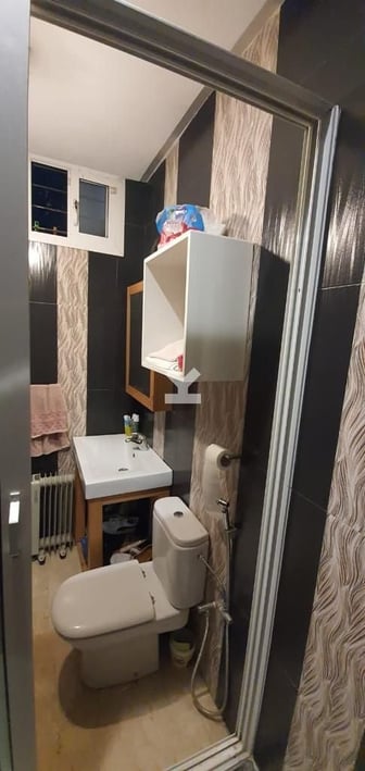 user-CA002604-image