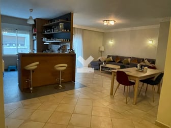 user-CA004940-image