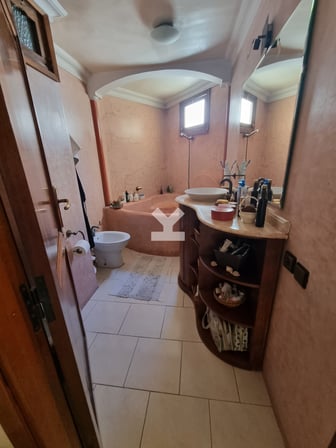 user-CD006551-image