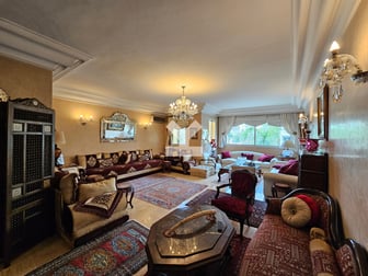 user-CA012823-image