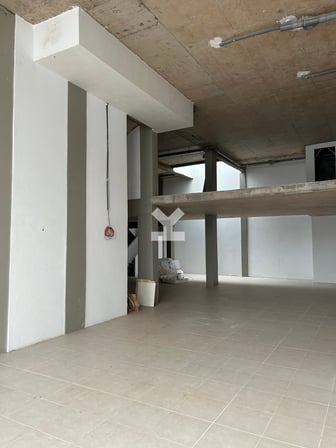 user-CI012829-image