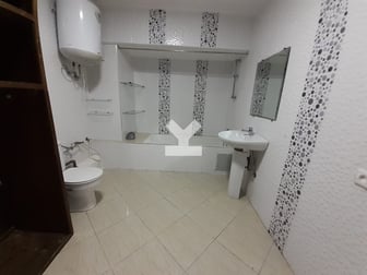 user-CA016102-image