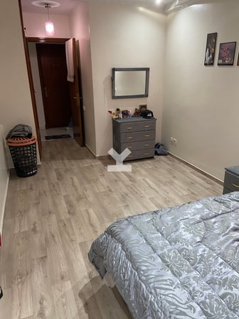 user-CA026172-image