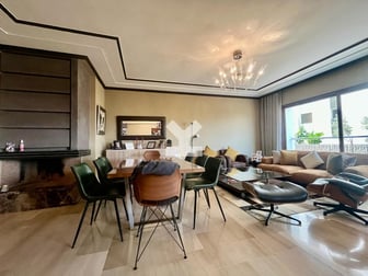 user-CA033040-image