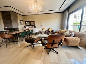 user-CA033040-image