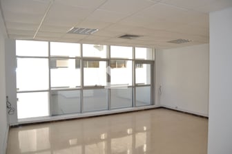user-CO037395-image