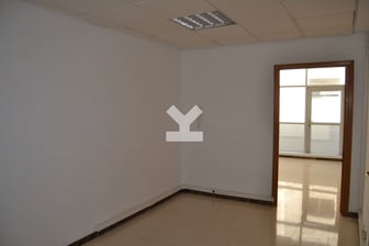 user-CO037395-image