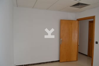 user-CO037395-image