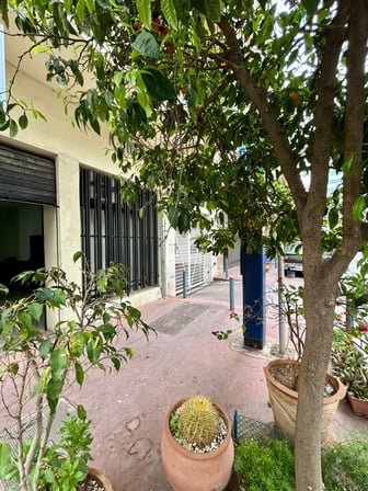 user-CI040083-image