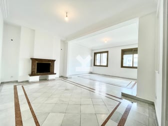 user-CA047779-image