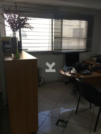user-CI047899-image