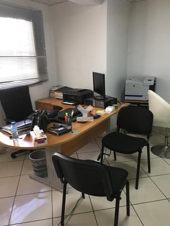 user-CI047899-image