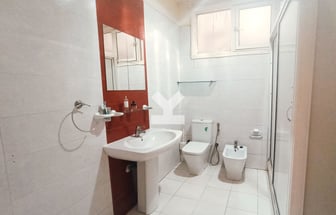 user-CA047909-image