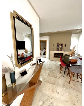 user-CA050546-image