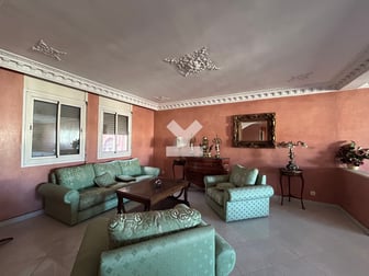user-CI053393-image