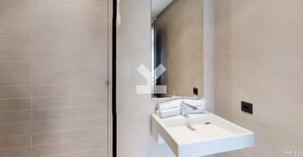 user-DI053681-image