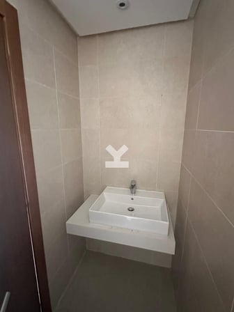user-CI055828-image