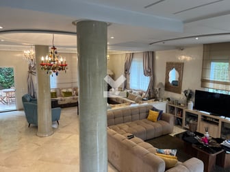 user-CI057575-image