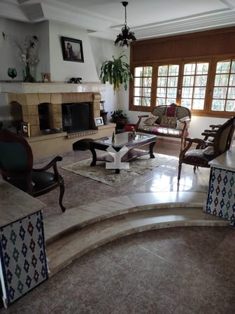 user-CI059044-image