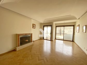 user-CA061977-image