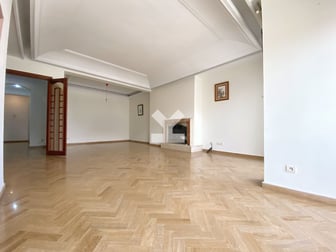 user-CA061977-image