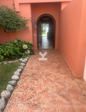 user-BI062585-image