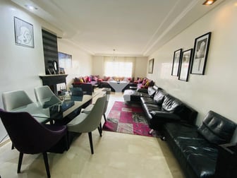 user-CA062733-image