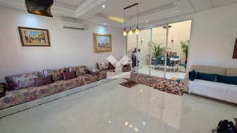 user-MI070877-image