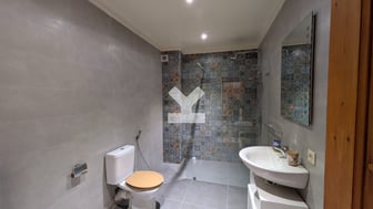 user-MI070877-image