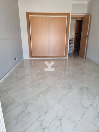 user-CA070898-image