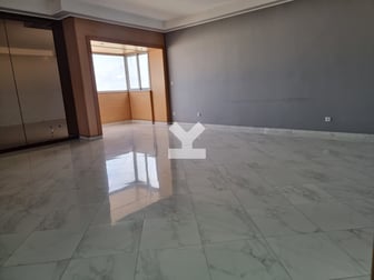 user-CA070898-image